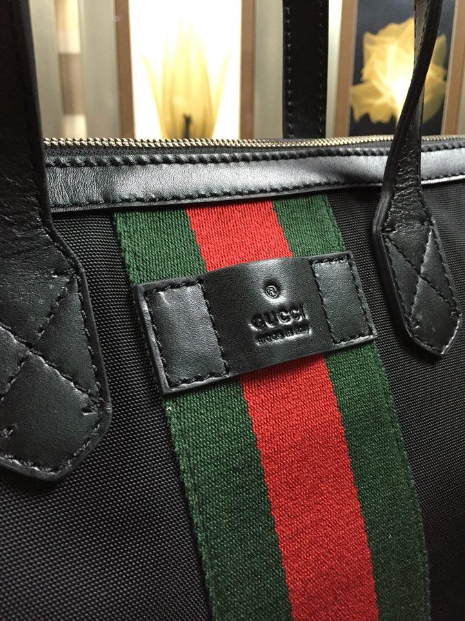 GUCCI 古馳男包 新款 368558 克色 Gucci男包 男士手提包 可肩背